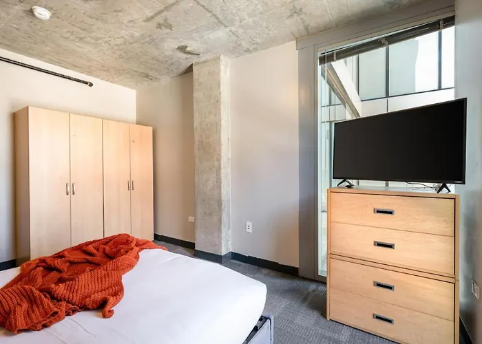 Appartement Downtown 9bd - Sleep 18 -